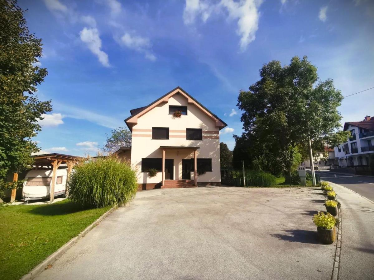 Apartma Vila Tara Prebold Buitenkant foto